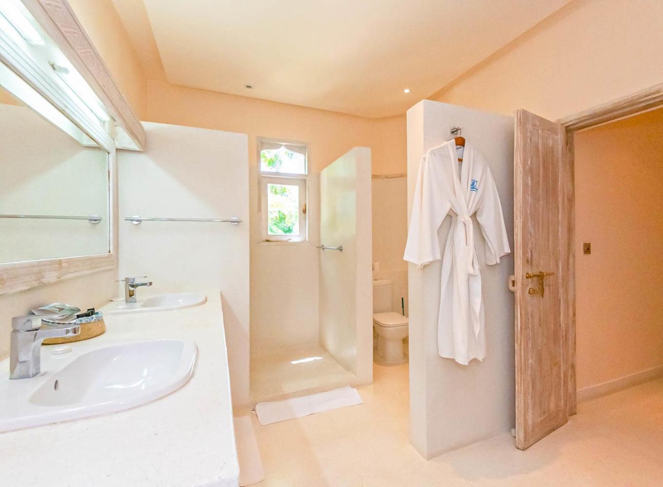 Medina Palms Hotel Watamu Exterior photo